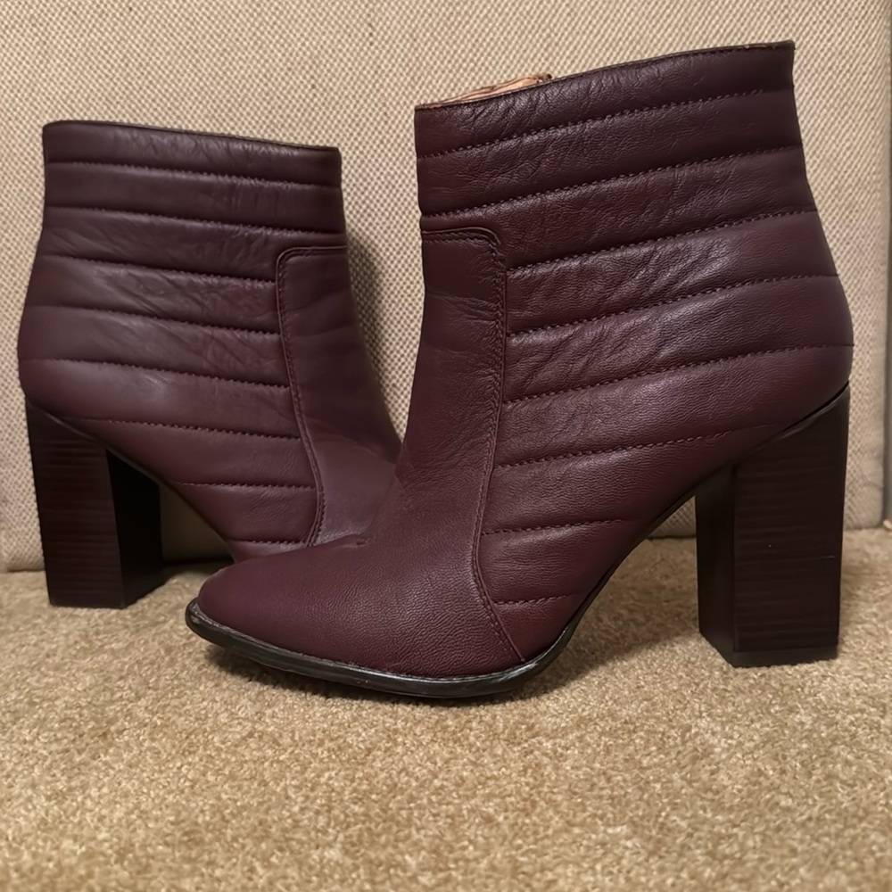 Maroon leather ankle heeled boot
